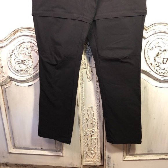 The North Face Convertible Zip Off Leg Black Hiking Pants NWOT Size 8 - Picture 4 of 14